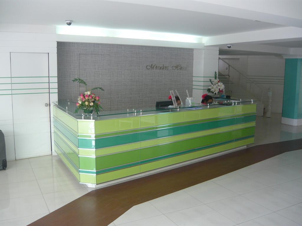 Morakot Twin Chumphon Hotel Bagian luar foto